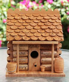 10 CRAFTY IDEAS FOR USED WINE CORKS
